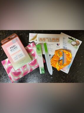 RETIRED Color Street Subscription Box Set (March 2024)